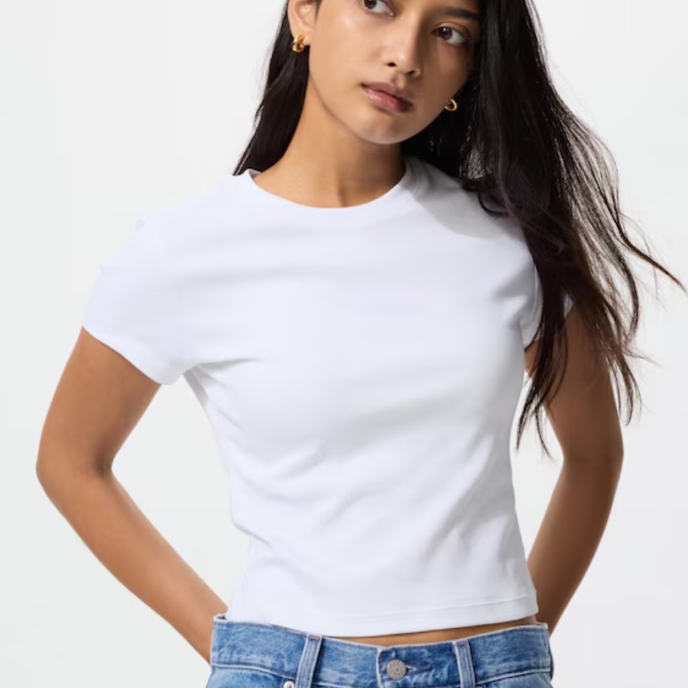 Uniqlo U White Crew Neck T-Shirt - Size M